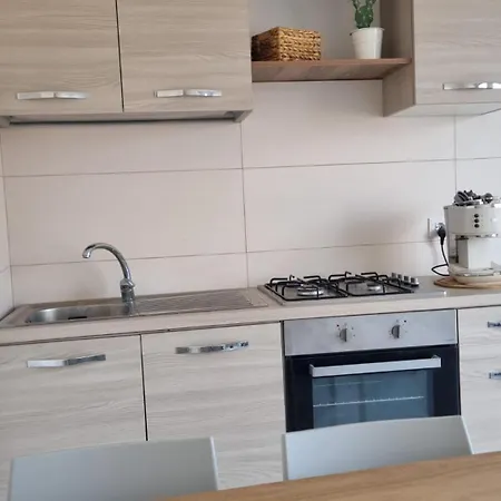 Holiday home Sikelia *